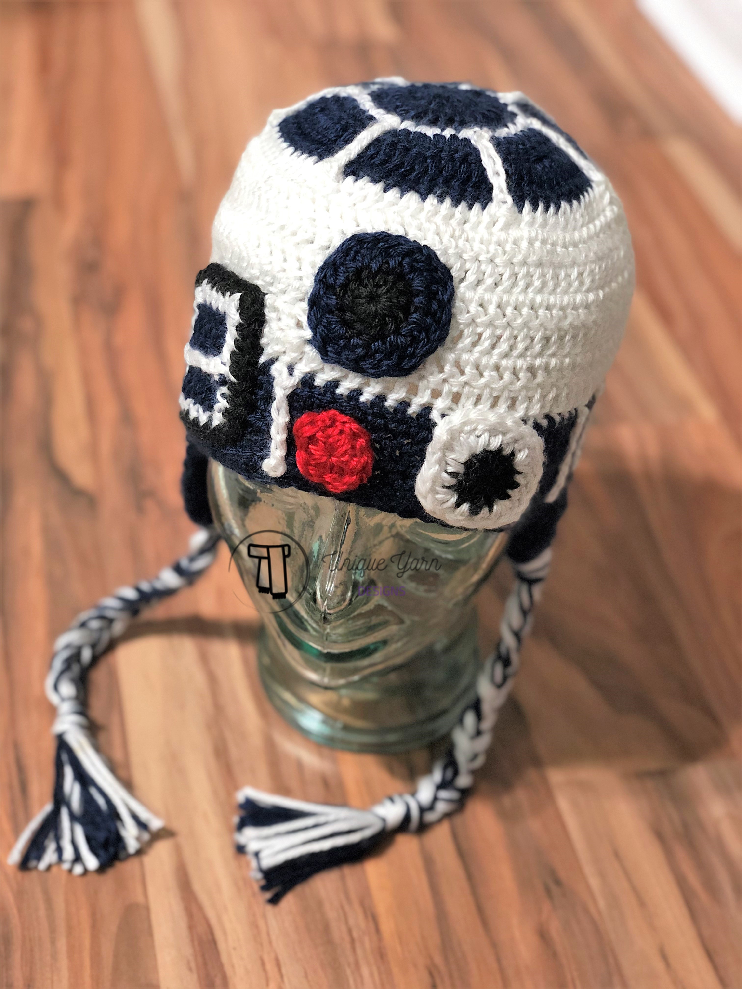 Pattern Review: Star Wars Droid Beanies